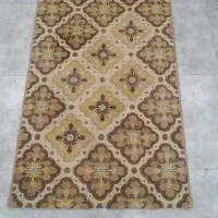 ۴ تا فرش|فرش|رشت, حومه رشت|دیوار