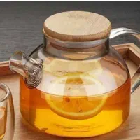 قوری پیرکس در چوبی