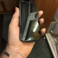 ایفون 8