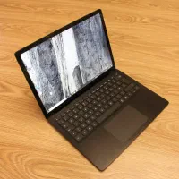 Surface Laptop3 i7 در حد آکبند
