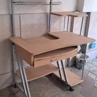 میز کامپیوتر|میز تحریر و کامپیوتر|مشهد, کارمندان دوم|دیوار