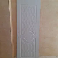 فروش در به ابعاد ۷۰ سانت در ۲ متر و ۲۰ سانت