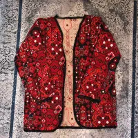 مانتو طرح فرش قرمز