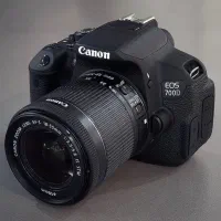 دوربین دست دوم canon 700d با کیت 18-135