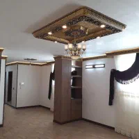 فروش ویژه تزئینات سقفی،پرده فانتزی و لوستر سلطنتی