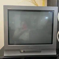 میز و تلویزیون پاناسونیک ۲۱ اینچ