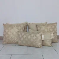 پشتی طلایی|حراج|تهران, جمالزاده|دیوار