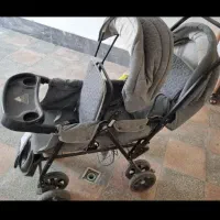 کالسکه دوقلو