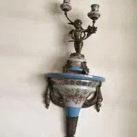 شمعدان و دیوار کوب