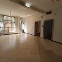 منزل یک طبقه دربست درب از حیاط آبیاری رهن کامل