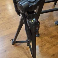 پایه حرفه ای برای تمامی دوربین ها