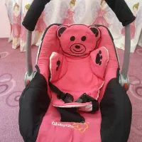 کریردرحدنو .ست لحاف وتشک نوزادی وگهواره ی کنار تخت