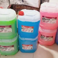 مایع های لباس طرف شویی دستشویی