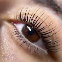آموزش و خدمات تخصصی لیفت و لمینت مژه و ابرو|خدمات آرایشگری و زیبایی|کرمان, |دیوار