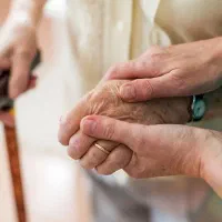 خانه رایگان در ازای کمک در منزل ومراقبت از سالمند