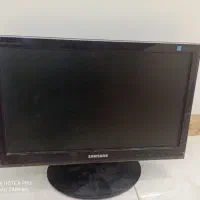 مانیتور و کیبورد