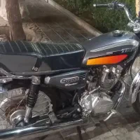 هندا ۲۰۰ مدل تیز پر