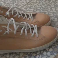 باسلام یک جفت کفش نونو سایز ۴۴ بفروش میرسد