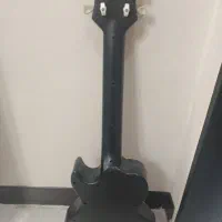 گیتار اسباب‌بازی