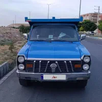 نیسان عروسک جاده