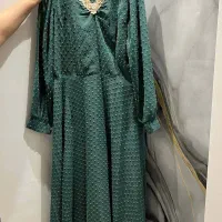 لباس مجلسی|لباس|رزن, |دیوار