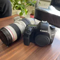 دوربین حرفه ای canon 6D mark 2 با لنز 70.200