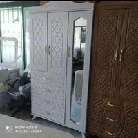 کمد لباس ۳درب وکیوم بوفه آینه دار(خوران چوب)|جاکفشی، کمد، دراور|تبریز, |دیوار