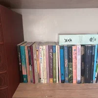 تفسیر نمونه و کتب مذهبی|کتاب و مجله مذهبی|تهران, درختی|دیوار