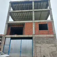 ۶ واحد آپارتمان با ۵۰ درصد پیشرفت کار، آزادشهر