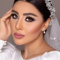 میکاپ و شینیون|خدمات آرایشگری و زیبایی|شیراز, سیلو|دیوار