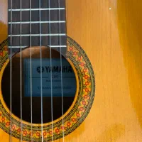 گیتار یاماها