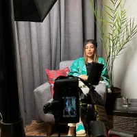 اجاره استودیو تولید محتوا و عکاسی با تجهیزات کامل|اجارهٔ کوتاه‌مدت دفتر کار و فضای آموزشی|تهران, شهرآرا|دیوار