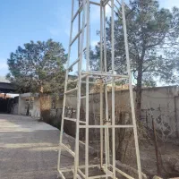 چهار پایه صنعتی