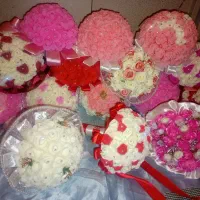 کرایه لباس عروس و تل کریستالی دسته گل عروس