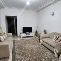 آپارتمان ۸۲ متری طبقه سوم،معلم(سرگل)