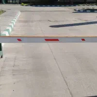 درب اتوماتیک شیشه‌ای راه بند کرکره برقی جک پارکینگ|خدمات پیشه و مهارت|بومهن, |دیوار