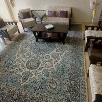 مبلمان ۷ نفره همراه با دو میز شیشه ای پایه استیل