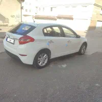 برلیانس 320 اتومات|خودرو سواری و وانت|رشت, استقامت ۱|دیوار