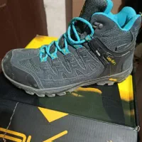 کفش کوهنوردی لاوان سایز 40
