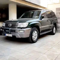 لندکروز ۸ سیلندر