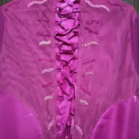 لباس مجلسی|لباس|رشت, استقامت ۱|دیوار