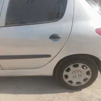 6قلم درب و گلگیر 206 زیر قیمت|قطعات یدکی و لوازم جانبی|اسلام‌شهر, شهرک لاله|دیوار