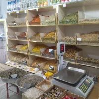 قفسه آجیل حبوبات