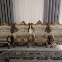 مبل کلاسیک سلطنتی سالم و تمیز