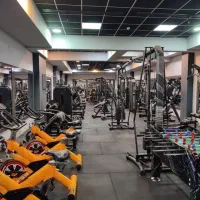 منشی باشگاه  بدنسازی شهرری اقایان