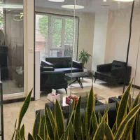 نیروی خانم خدماتی و تدارکاتی‌ - آبدارچی