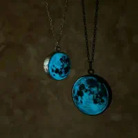 گردنبند ماه