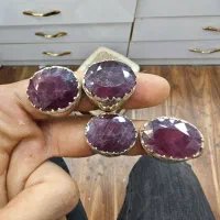 انگشتر یاقوت