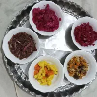 دوهمکارخانم جهت فروشندگی و کمک اشپزی