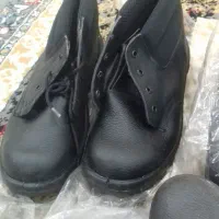 کفش و دستکش ایمنی